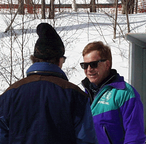 roger.gif (61545 bytes)